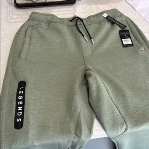 Legends - Hawthorne tech jogger